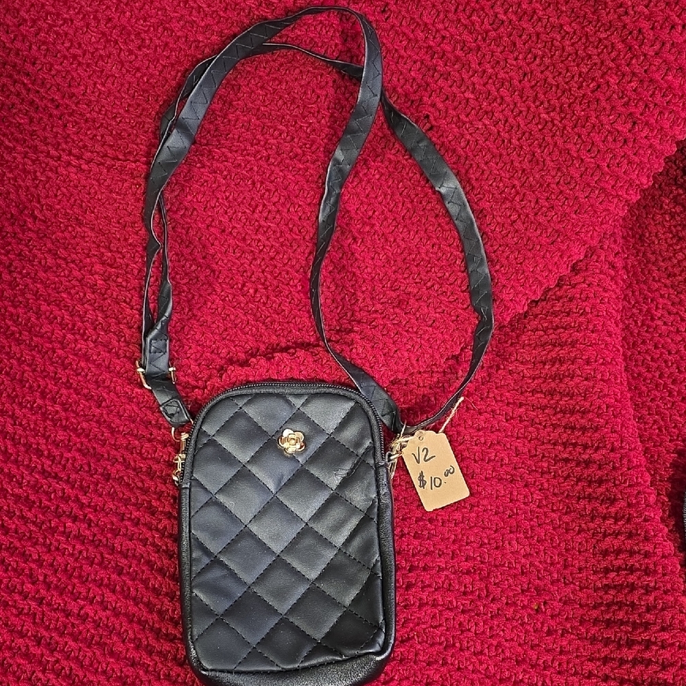 Elegant Black Quilted Crossbody Bag 4x7 Inches
